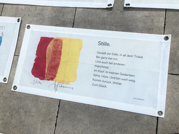 „Stille.“ | Original-Banner Grugapark Essen 2022
